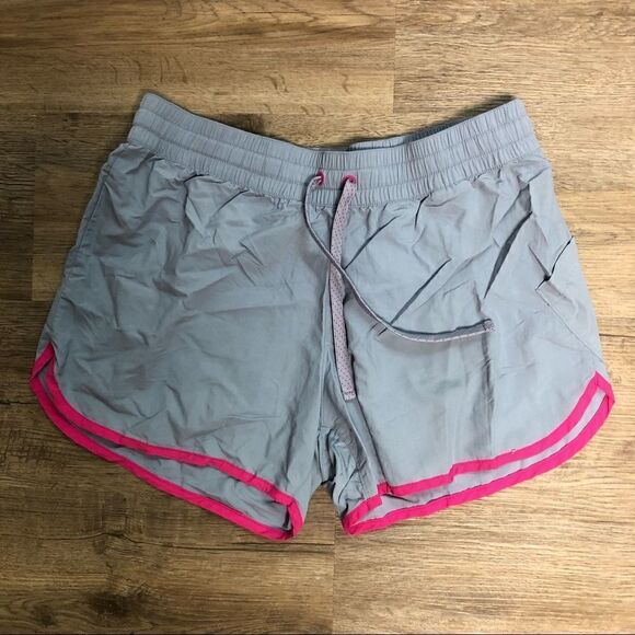 Columbia Women’s Gray & Pink Shorts Size M - Picture 1 of 6